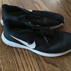 Nike Black and White Athletic Shoes